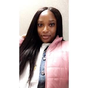 Meet your Posher, Deedee